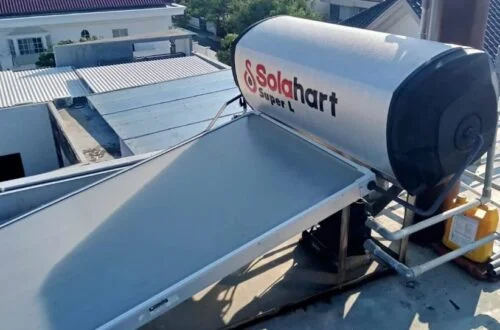 Proses pengurasan air karat dan kerak